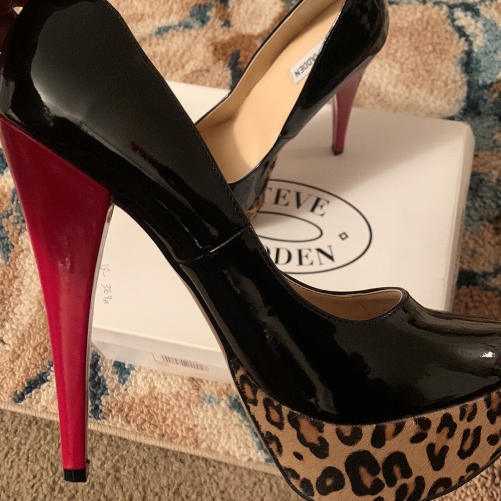 Steve Madden P-Foxx